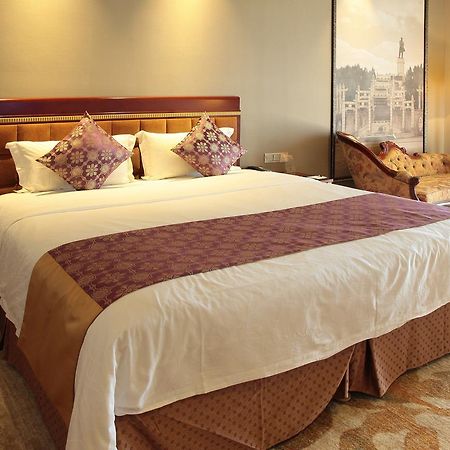 River Side Hotel Zhongshan  Exterior photo