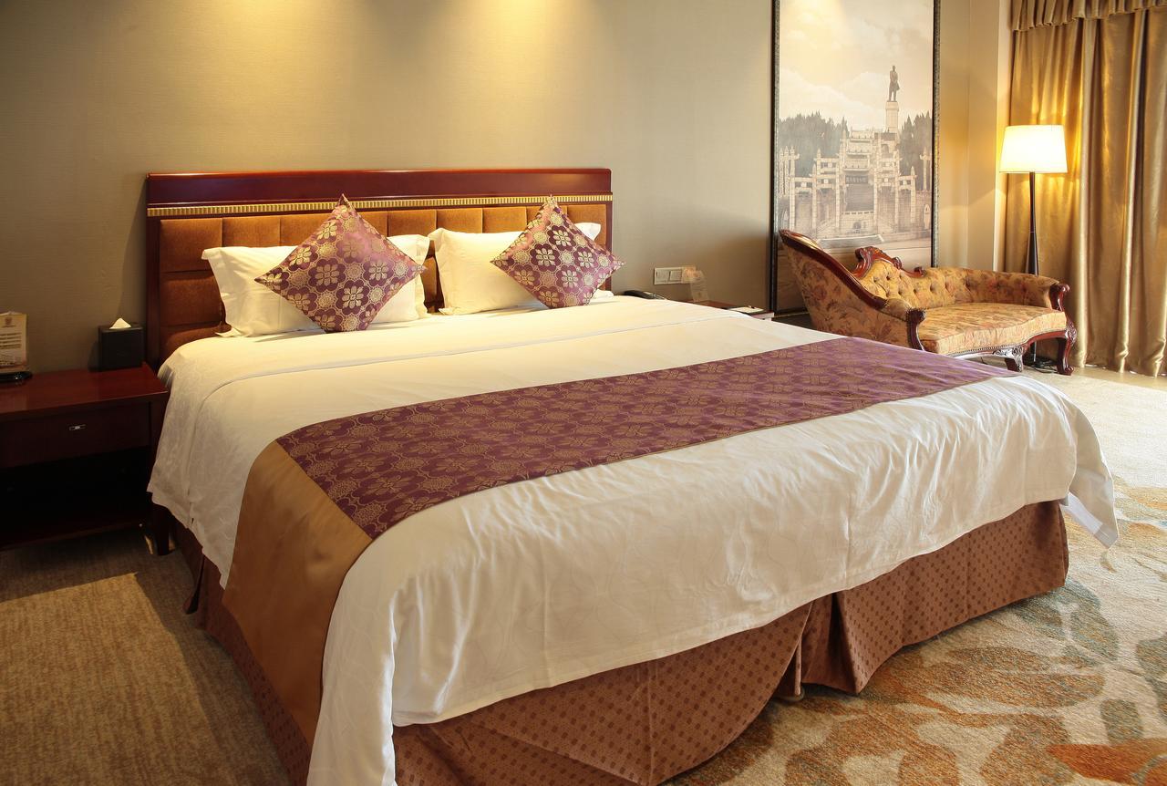 River Side Hotel Zhongshan  Exterior photo