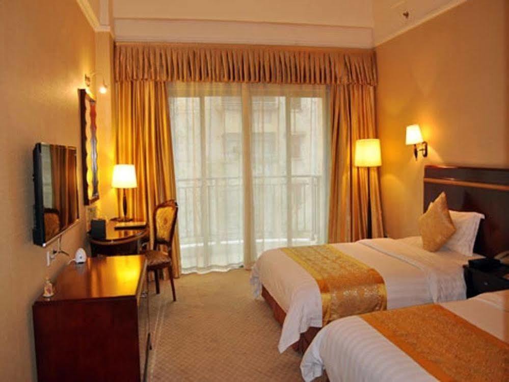 River Side Hotel Zhongshan  Exterior photo