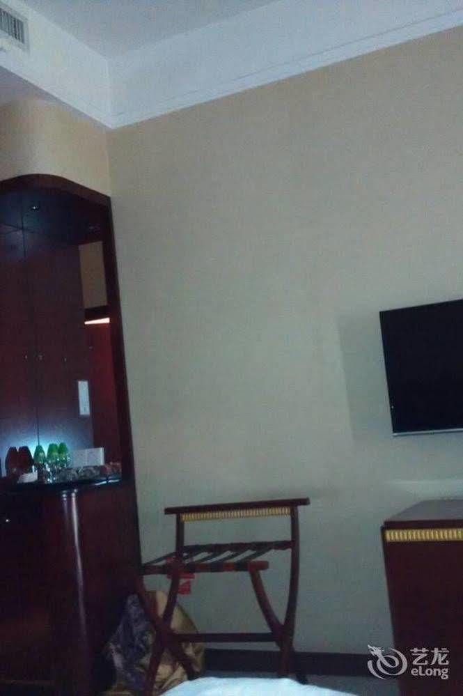 River Side Hotel Zhongshan  Exterior photo